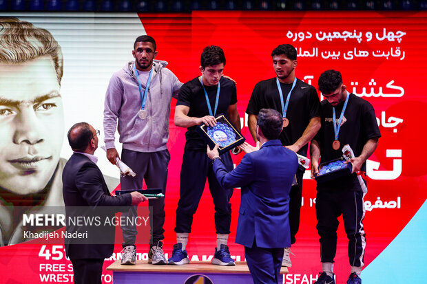 روز دوم مسابقات کشتی آزاد جام جهان پهلوان تختی