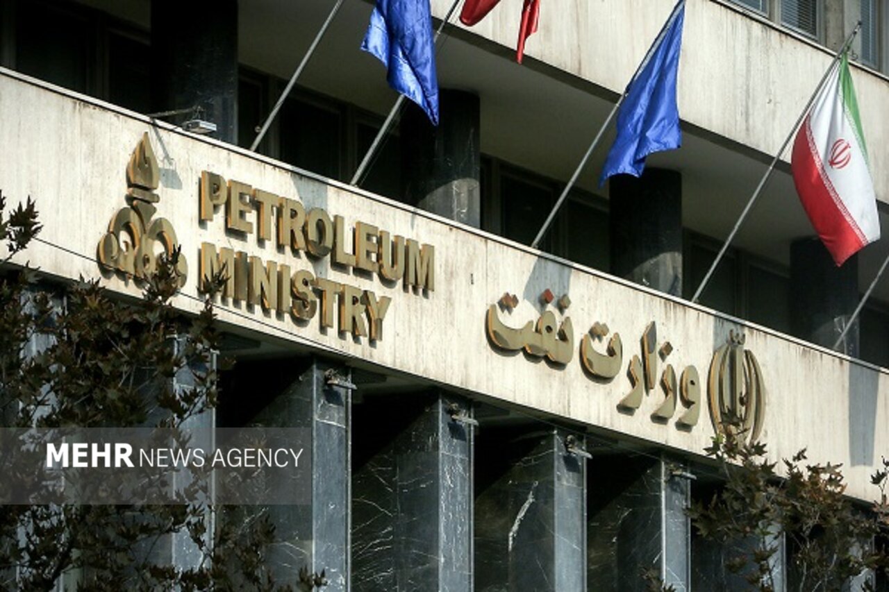 پرداخت مطالبات پیمانکاران طرحهای نفت و گاز در عسلویه