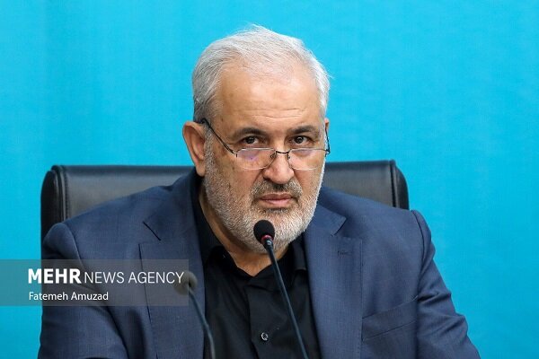 وزیر نیرو: برنامهای برای افزایش عمومی قیمت برق در دستور کار نیست