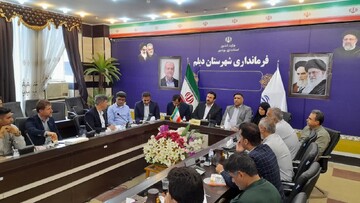 ادارات دیلم پیشگام استفاده از انرژی خورشیدی باشند