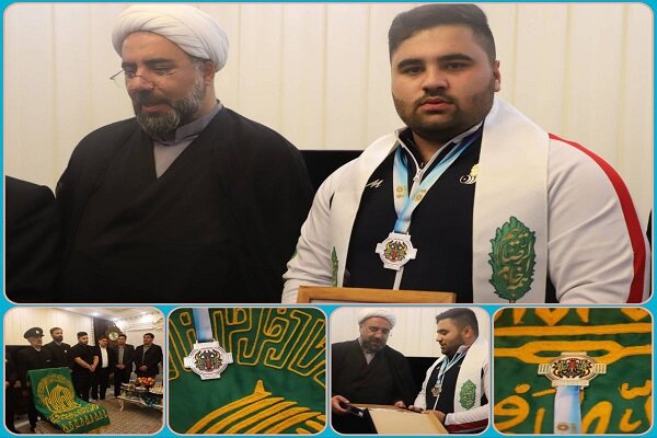 نایب قهرمان جهان مدال نقره خود را پیشکش امام رضا(ع) کرد نایب قهرمان جهان مدال نقره خود را پیشکش امام رضا(ع) کرد