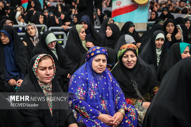 دیدار هزاران نفر از کارگران سراسر کشور با رهبر معظم انقلاب اسلامی