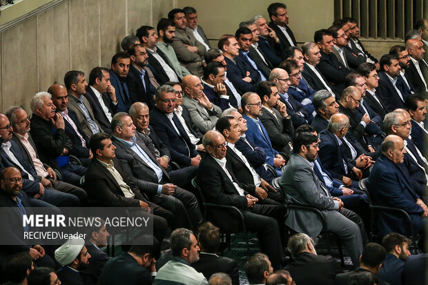 دیدار هزاران نفر از کارگران سراسر کشور با رهبر معظم انقلاب اسلامی