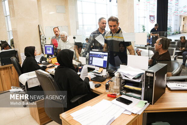 دورکاریِ مبهم در روزهای آلودگی هوا؛ سردرگمی کارمندان و مردم در البرز