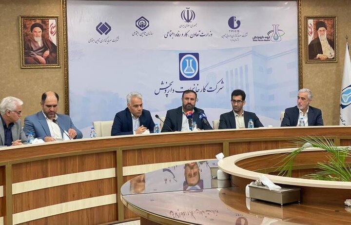 پیگیری مطالبات واحدهای تولیدی از بخش دولتی و خصوصی