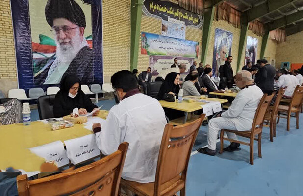 آزادی ۹۷ زندانی؛ ارمغان میز خدمت مقامات قضایی فارس در زندانهای شیراز آزادی ۹۷ زندانی؛ ارمغان میز خدمت مقامات قضایی فارس در زندانهای شیراز