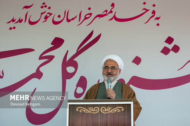 دهمین جشنواره گل محمدی در مشهد