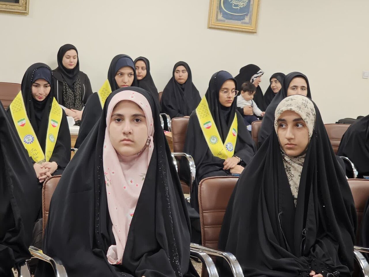 هشت آموزشگاه کردستان میزبان بیرق رضوی بودند.