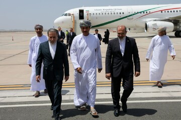 FM Araghchi in Oman for talks with US