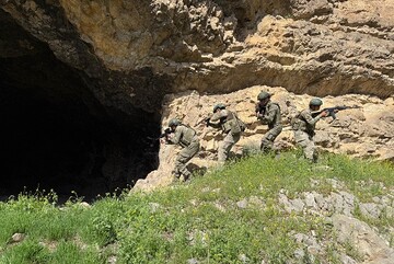 Türkiye ve Azerbaycan'dan Nahçıvan'da ortak komando eğitimi