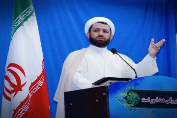 امام جمعه دهدشت:  مسئولان باید خود را ملزم به پاسخگویی بدانند