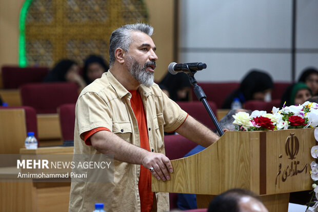 نشست خبری استاندار قم