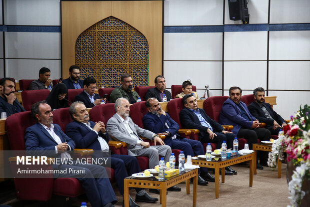 نشست خبری استاندار قم