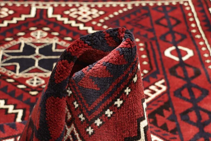 آشنایی با فرش ایرانی و انواع مختلف بلوچی و سنتی