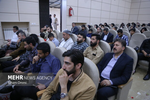 ششمین اجلاسیه نماز دانش‌آموزی در سنندج