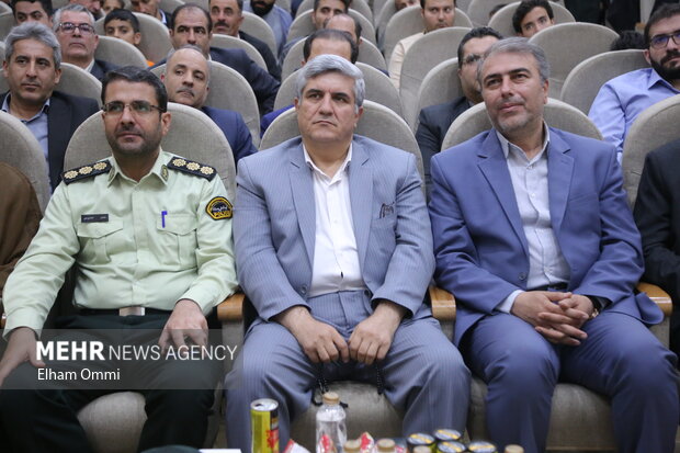 ششمین اجلاسیه نماز دانش‌آموزی در سنندج