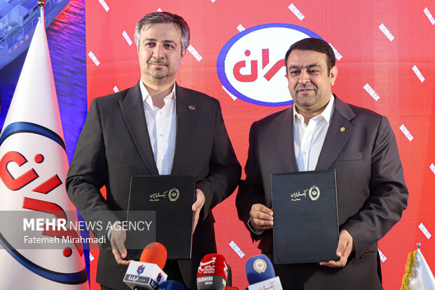 بازدید مدیرعامل بانک ملی ایران از  بیست‌ و نهمین نمایشگاه بین‌المللی نفت