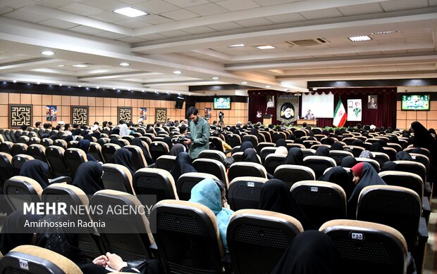 اجتماع دانش آموزی اولین سالگرد شهادت شهید رییسی در بیرجند