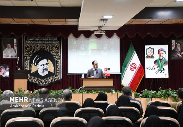 اجتماع دانش آموزی اولین سالگرد شهادت شهید رییسی در بیرجند