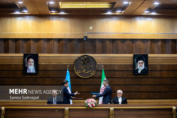استقبال رسمی از نخست وزیر ازبکستان