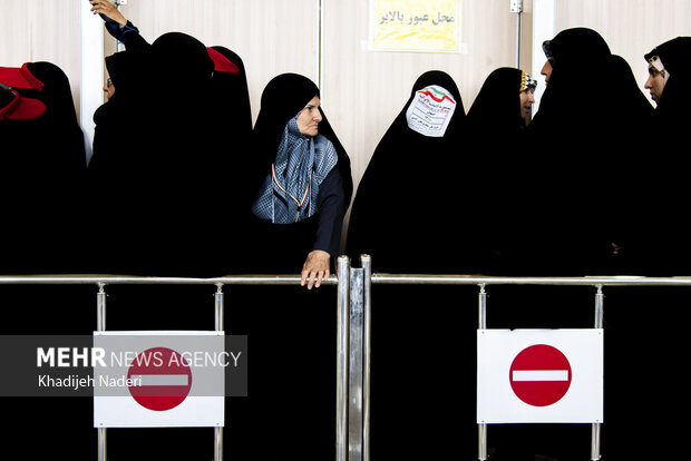 اعزام زائرين سرزمین وحی از فرودگاه اصفهان