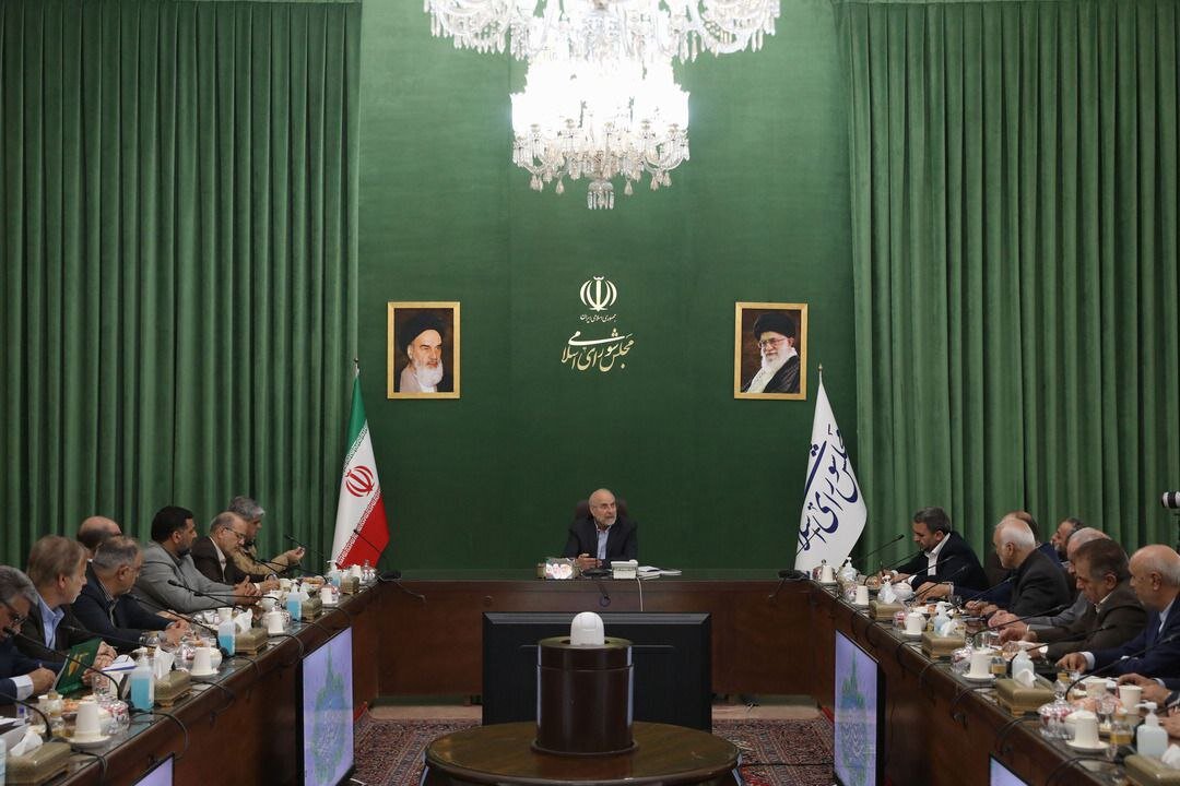مدارس،پرورش،مشاركت،اقتصاد،آموزش،قاليباف،مردمي،حوزه،معتقدم،تأكيد
