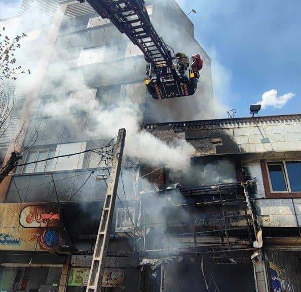 آتشسوزی گسترده در تعویض روغنی بدون مصدوم خاموش شد