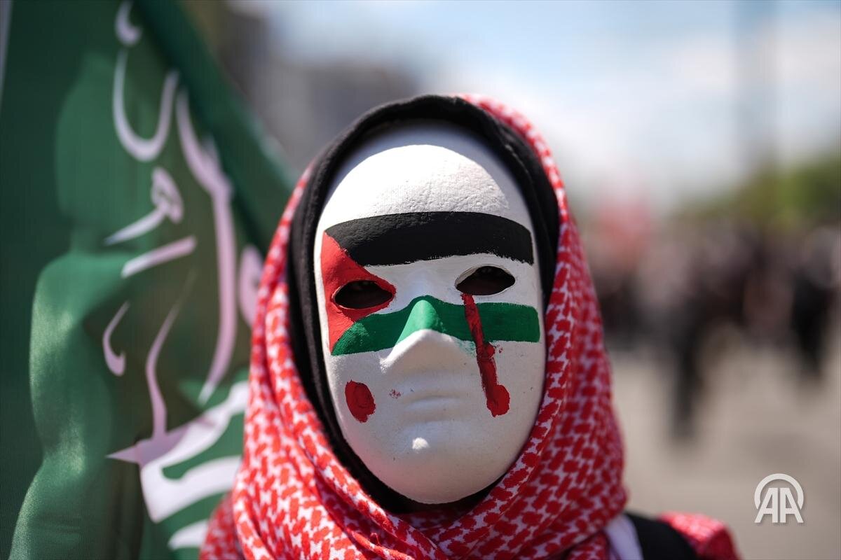 تجمع هزاران نفری مردم در استانبول در حمایت از غزه+ تصاویر