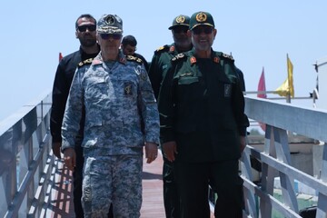 سەرۆکی ئەرکانی هێزە چەکدارەکانی ئێران: وڵامی هەر دەستدرێژییەک پەشیمانکەرەوە دەبێت