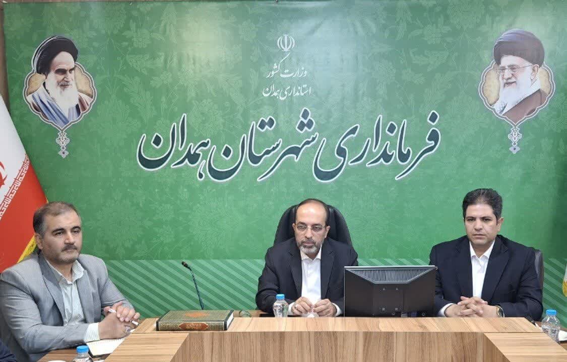 نان،تاكيد،مخفي،همدان،نانوايان،نانوايي،پخت،آرد،فرماندار