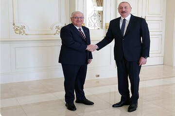 Aliyev, Türkiye Savunma Bakanı Güler'i kabul etti