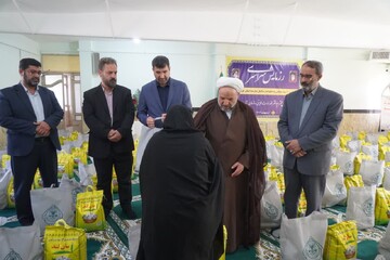 رزمایش سراسری اهدای ۴۰۰ سبد حمایتی ویژه خانواده زندانیان خراسان‌جنوبی