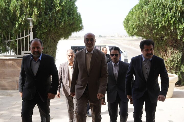 معاون رئیسجمهور وارد کرمانشاه شد