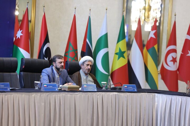 در دیپلماسی اسلامی برقراری عدالت یک مسئولیت اساسی است