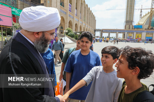 بازدید رئیس سازمان تبلیغات اسلامی از سی و ششمین نمایشگاه بین المللی کتاب