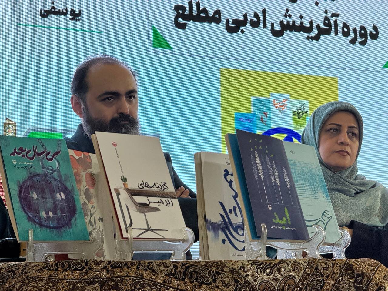 شاعر جوان خود را با قیصر امین‌پور مقایسه کند؛ فضای شعر جوان پرامید است