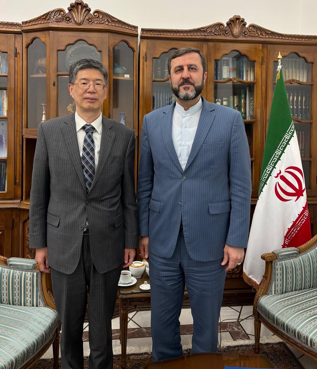 گفتگو غریب آبادی با سفیر چین در تهران در خصوص آخرین وضعیت مذاکرات جاری