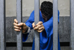 اعتراف سارق لوازم خودرو به ۱۵ فقره سرقت