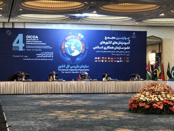 خدائیان: ایران زیر بار سلطه استکبار جهانی نمی‌رود