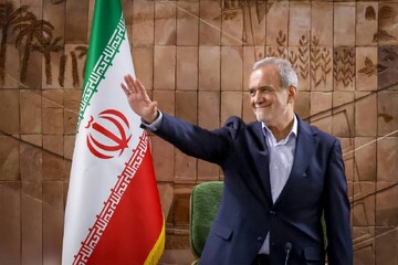 می‌خواهیم با برادری، صلح و فرهنگ و تمدن ایران را معرفی کنیم