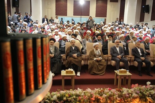 العلامة آية الله جوادي آملي يحظى باستقبال مميز في النجف الاشرف