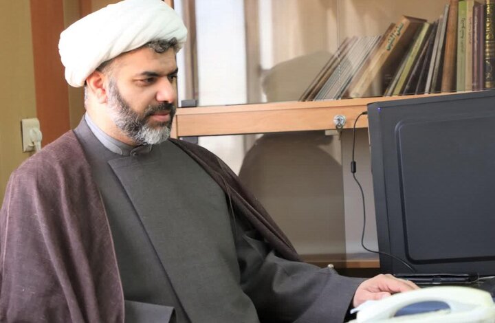 عرضه خرچنگ و ماهیمرکب خلاف شرع و غیر قانونی است