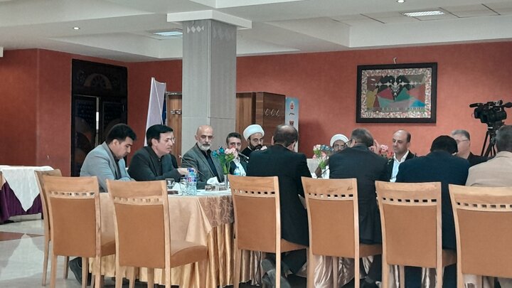 طرحهای تجاری برای احیای اراضی جنگلی اصفهان تدوین میشود