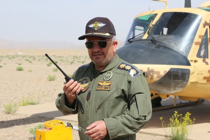 دهها خلبان پایگاه چهارم هوانیروز ارتش در آسمان اصفهان رقابت کردند