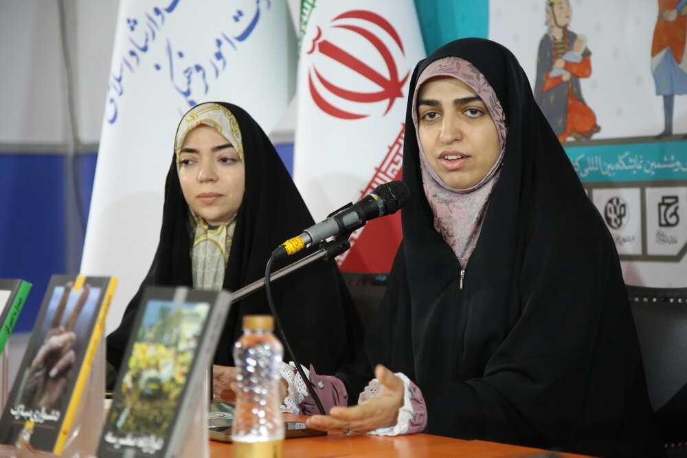 رونمایی از کتابهای مجموعه خط سرخ؛ روایت دقیق و منصفانه از حزبالله