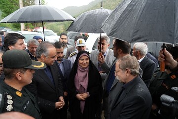 بازدید وزیر راه و شهرسازی ازجاده‌های دالاهو  و تاکید بر تسریع پروژه‌ها