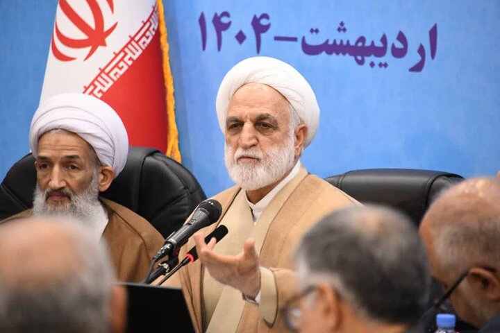 بخش خصوصی به جد وارد میدان شود؛ ابزار تولید را توقیف نکنید