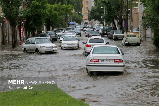 آبگرفتگی معابر در اردبیل