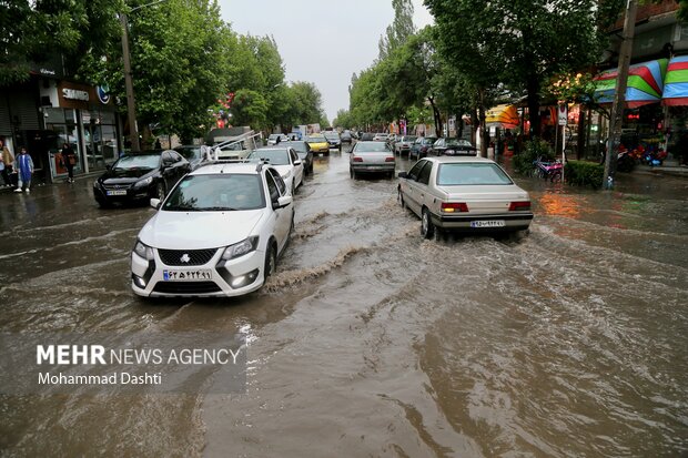 آبگرفتگی معابر در اردبیل