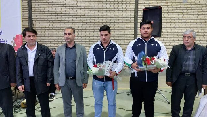 قهرمانان وزنهبرداری جهان در مشگینشهر تجلیل شدند